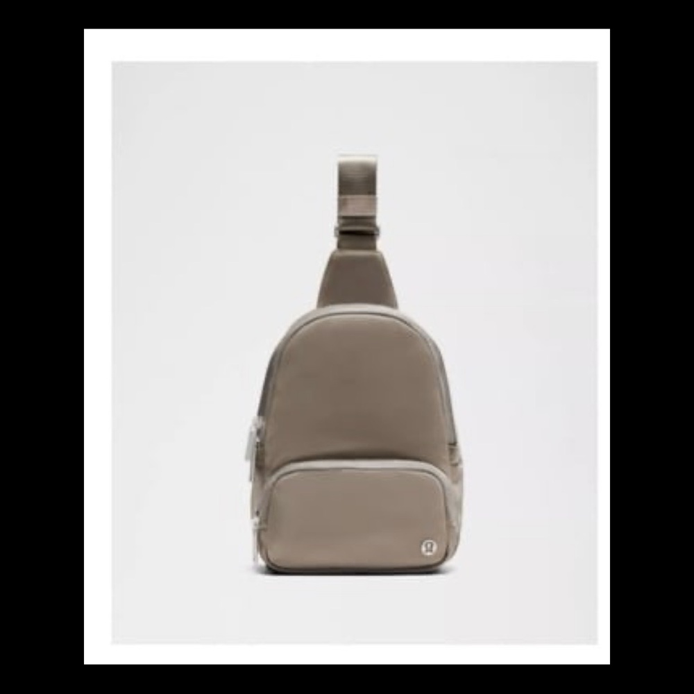 Lululemon Everywhere Sling Bag